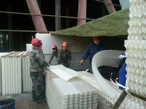 開式冷卻塔散水池出現(xiàn)結(jié)冰解決方案(開式冷卻塔樣本)