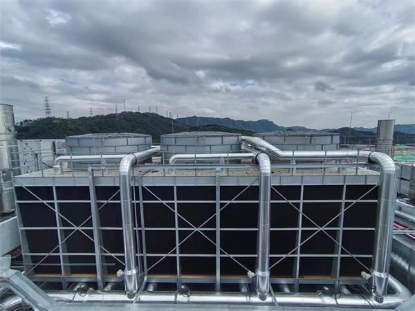冷卻塔廠家介紹噴冷卻塔噪音治理方法(口碑好冷卻塔噪聲治理方案)