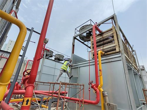 閉式冷卻塔的結(jié)構(gòu)優(yōu)化要怎么做(冷卻塔機組的工作原