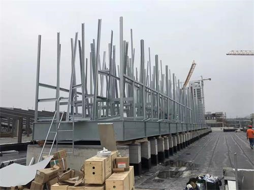 風(fēng)筒的漂流水對開式冷卻塔的影響