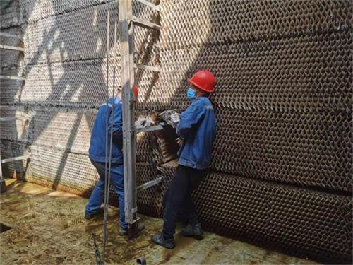 給高溫水冷卻必須采用閉式冷卻塔(柴油機(jī)高溫水冷卻